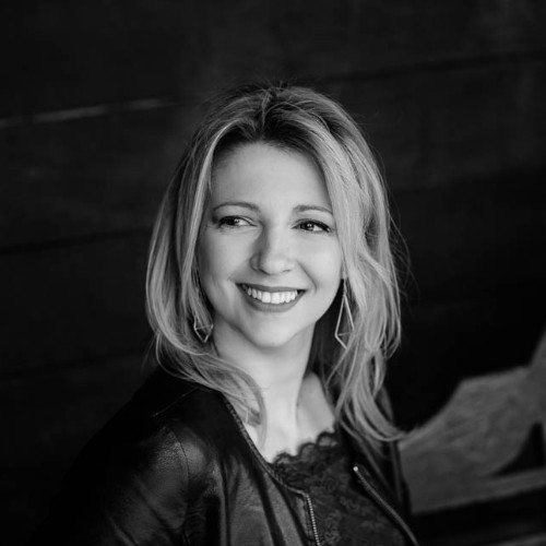 Lucia Frascerra Davies Photo